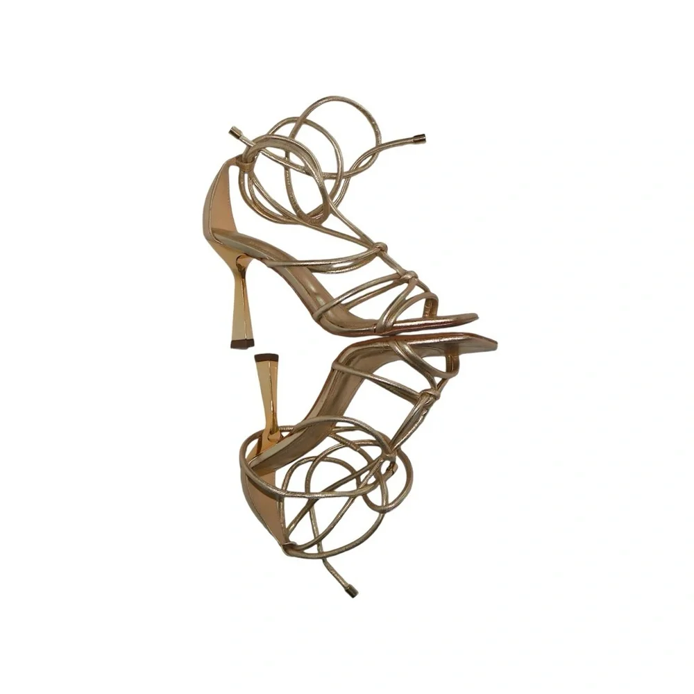 Novus‎ Gold Scrappy Heels Size US 6B